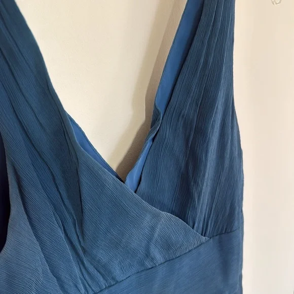 J. Crew 100% Silk Chiffon Sophia Dress. Size 8. Worn 1 time - Picture 3 of 7